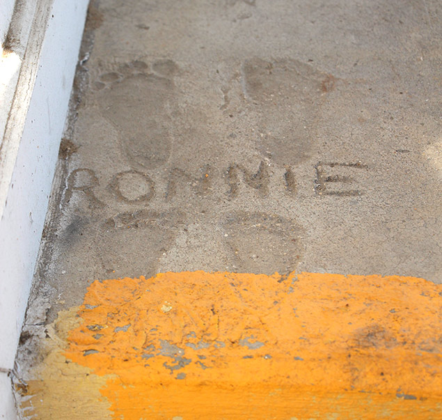 Ronnie and Gina&#x27;s footprints