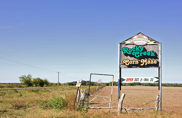 Rocky Creek Corn Maze sign