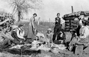 The Todd family enjoys a Sunday afternoon picnic at their ranch near Canadian, Texas, ca. 1917. 