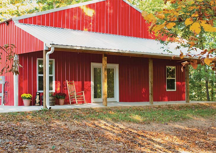 Lovett barndo exterior in Limestone County, Alabama